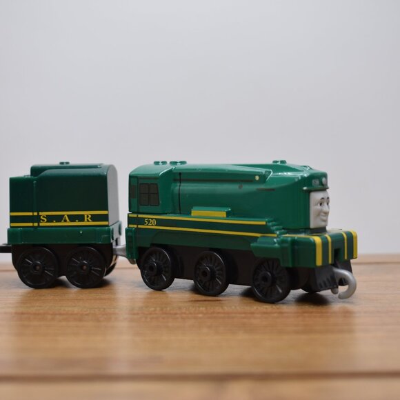 Shane 520 and Tender Diecast Train Push Along Engine Trackmaster Mattel 2018 - Picture 6 of 11